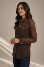 6611 CAMICIA DONNA IN PIZZO COLLO,POLSO E TASCHINO IN TESSUTO - immagine 3