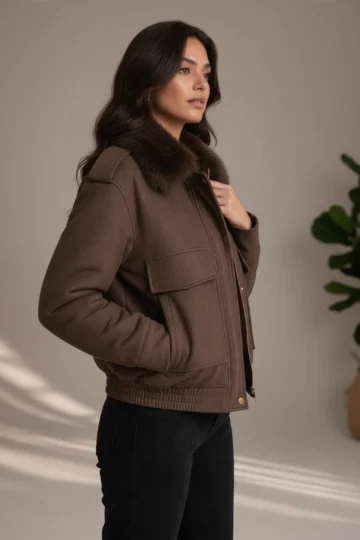7136 GIUBBINO DONNA TRAPUNTATO MODELLO BOMBER.COLLO IN ECOPELLICCIA REMOVIBILE - immagine 3