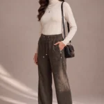 NJ45 PANTALONE DONNA GAMBA LARGA.ELASTICO IN VITA E COULISSE.MOLTO CONFORTEVOLE.VESTIBILITA' MORBIDA.TESSUTO IN MISTO RAYON