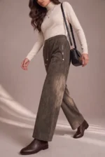 NJ45 PANTALONE DONNA GAMBA LARGA.ELASTICO IN VITA E COULISSE.MOLTO CONFORTEVOLE.VESTIBILITA' MORBIDA.TESSUTO IN MISTO RAYON - immagine 3